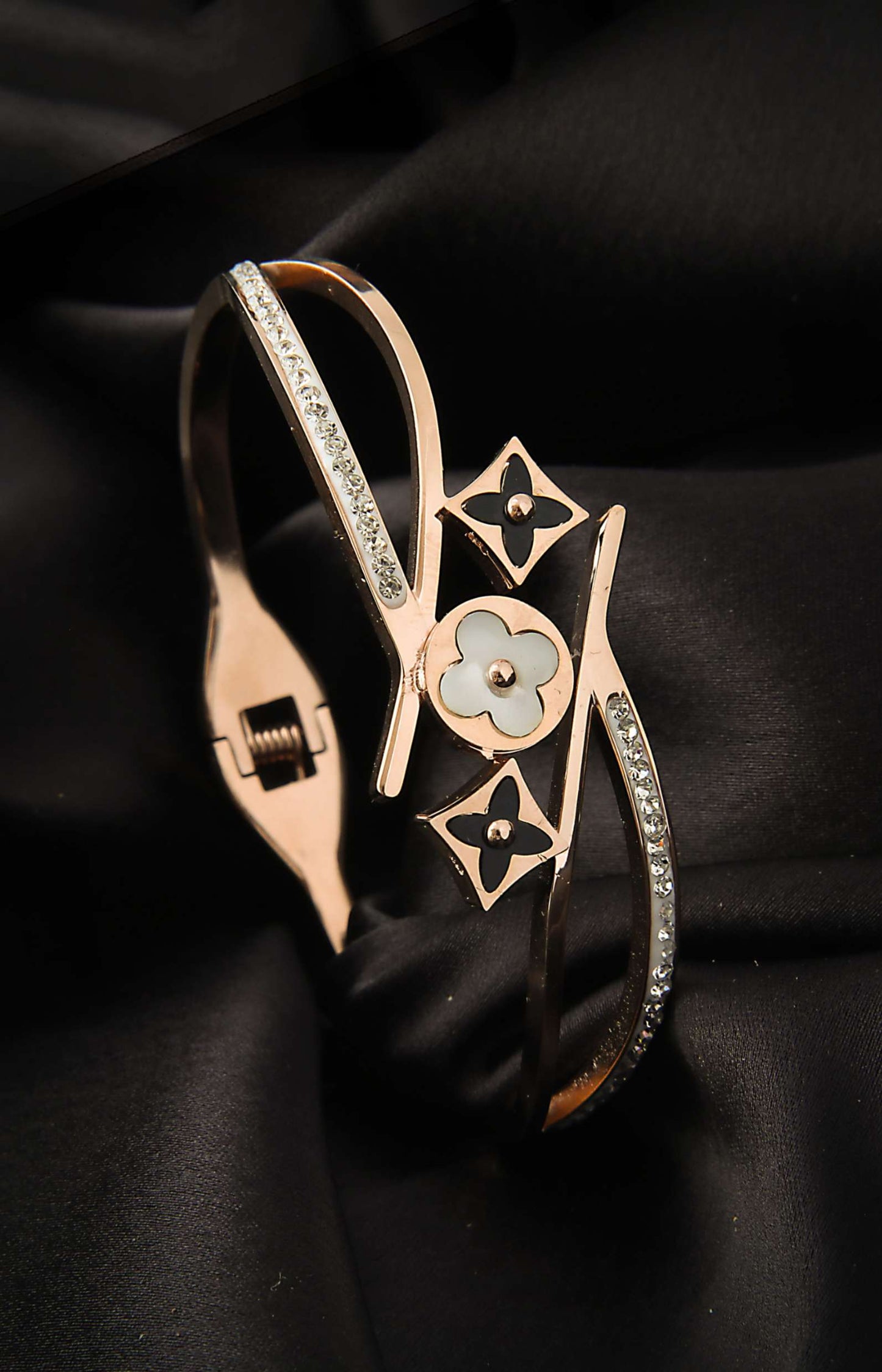 Luxe Petal Emblem Bracelets – Rose Gold