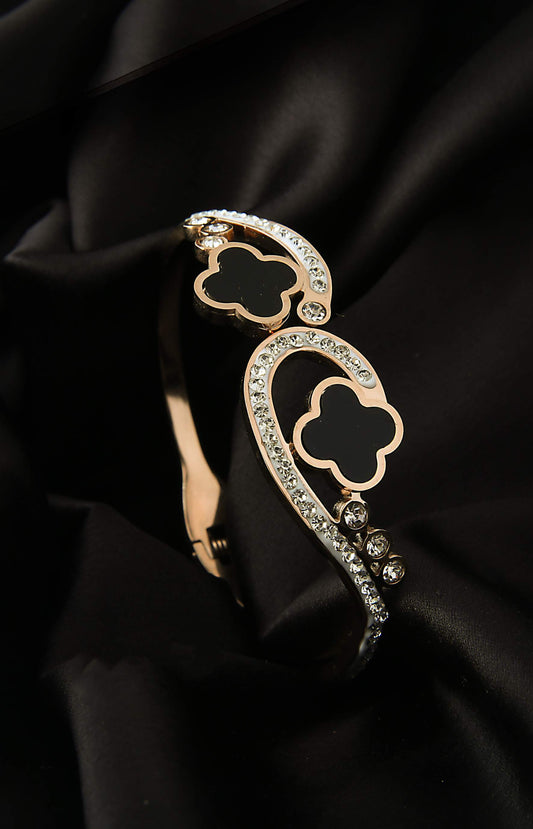 Midnight Clover Duo Bracelets – Black & Crystal Elegance
